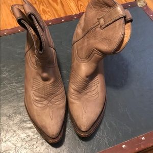 Unique gray Frye boots women’s size 7.